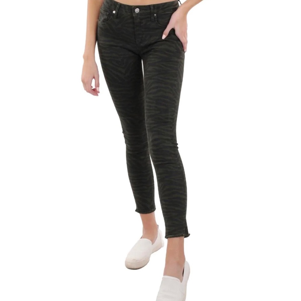 Driftwood Jackie Jeans - Picture 1 of 7